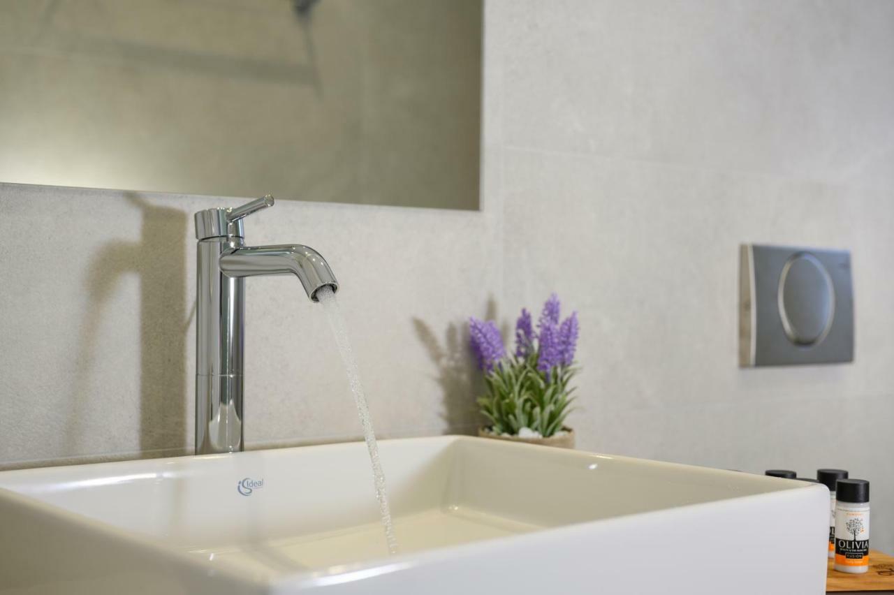 Athina Suites Luxury Suites Near The Sea Platanias Platanias  Ngoại thất bức ảnh